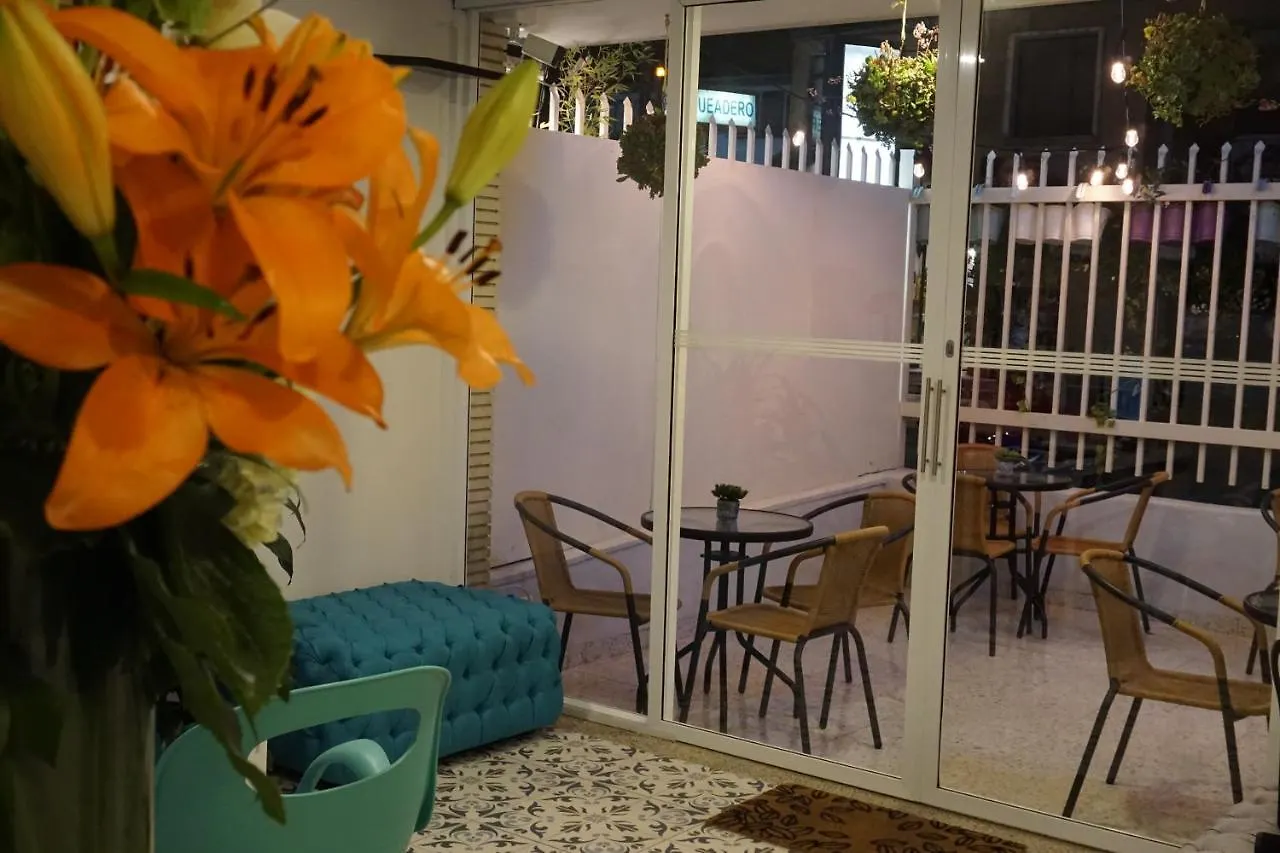 Mad Nomad Hostel Bogota