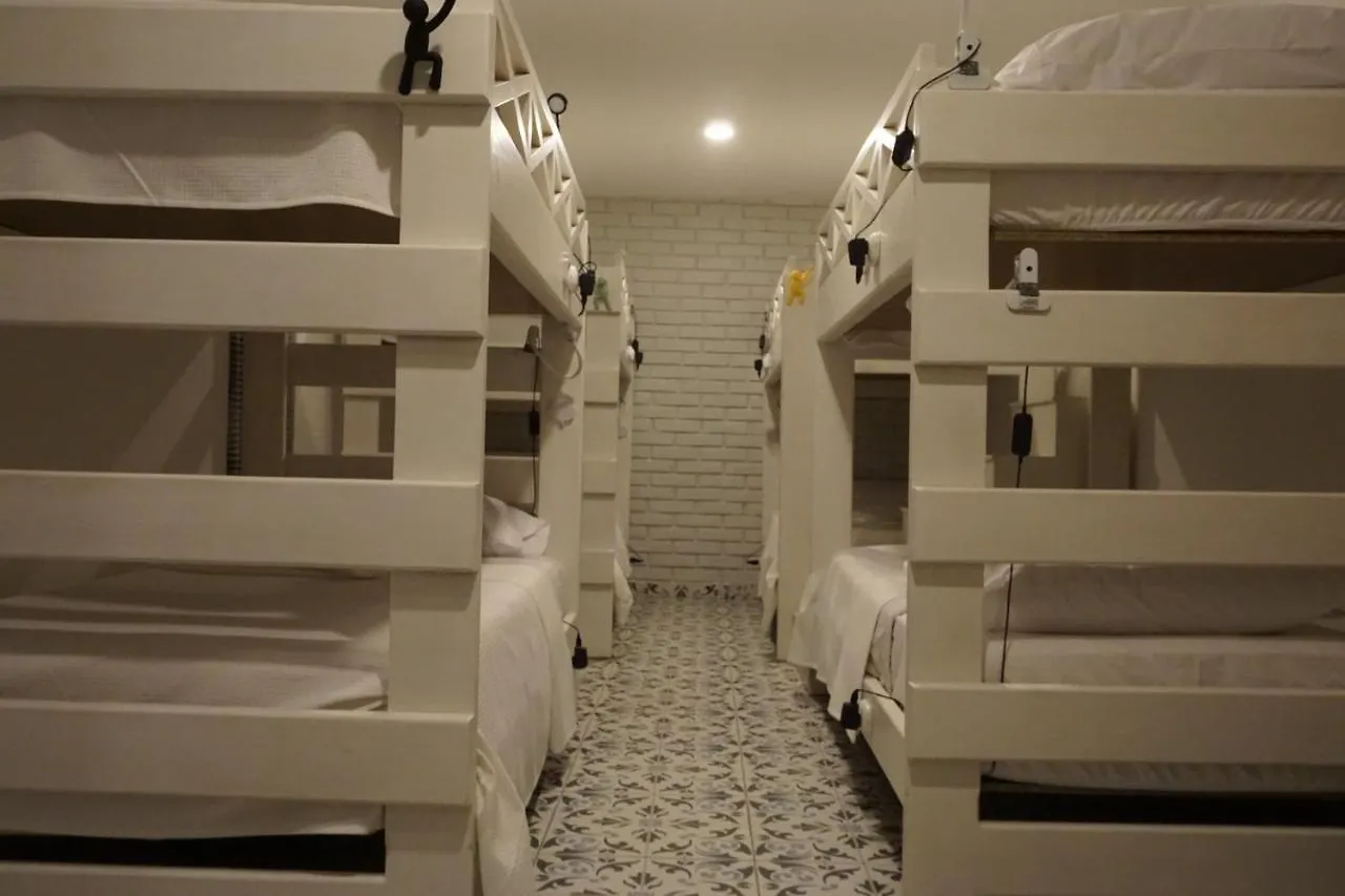 Mad Nomad Hostel Bogota 0*,  Colombia