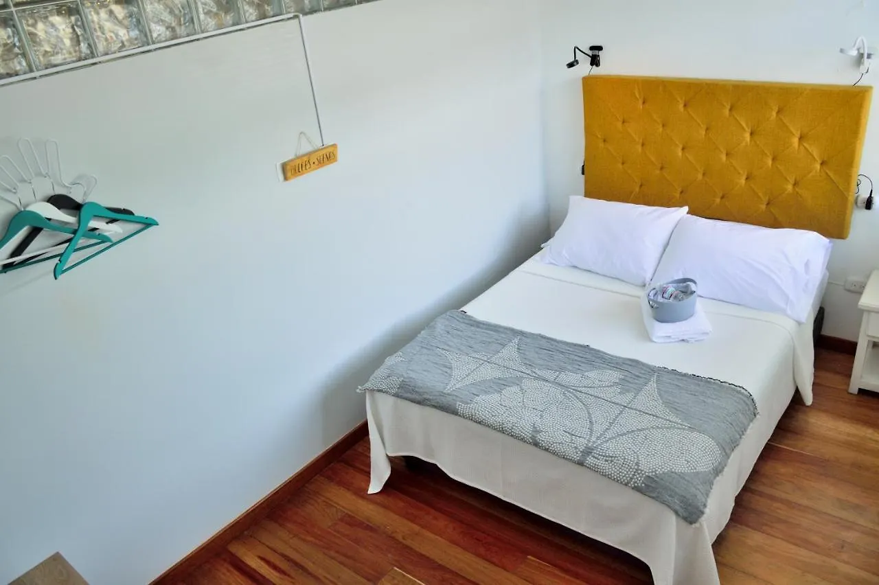 Mad Nomad Hostel Bogota