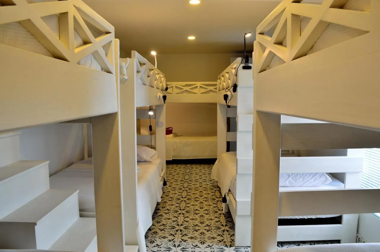 Mad Nomad Hostel Bogota